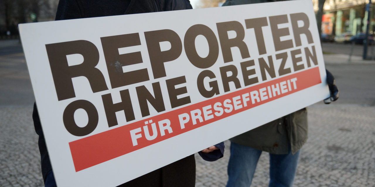 Reporter ohne Grenzen rufen Merkel dazu auf, Freilassung inhaftierter Journalisten zu fordern