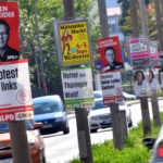 Bundestagswahl: Youtuber Dave hängt gefälschte Wahlplakate auf