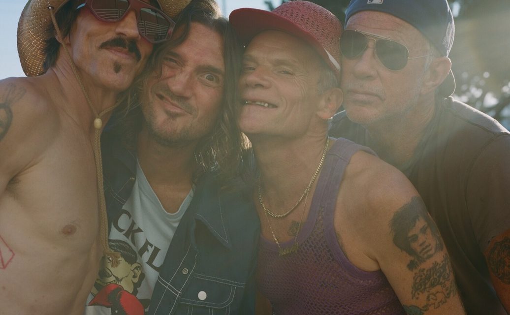 Red Hot Chili Peppers: So klingt die neue Single „Black Summer“