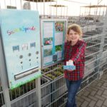 „Naturschutz2go“ gegen Insektensterben: Dieser Schüler baut Kondomautomaten zu Saatgutautomaten um