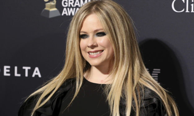 Avril Lavigne ist zurück: So klingt ihr neues Album „Love Sux“