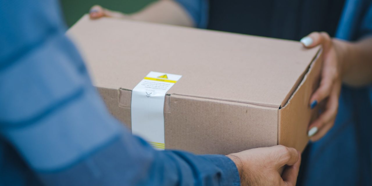 Pakete wiederverwenden: „SendMePack“ will Verpackungsmüll reduzieren