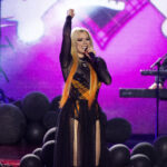 Von Pop-Punk bis Ballade: Avril Lavigne bringt Jubiläumsedition von „Let Go“ raus