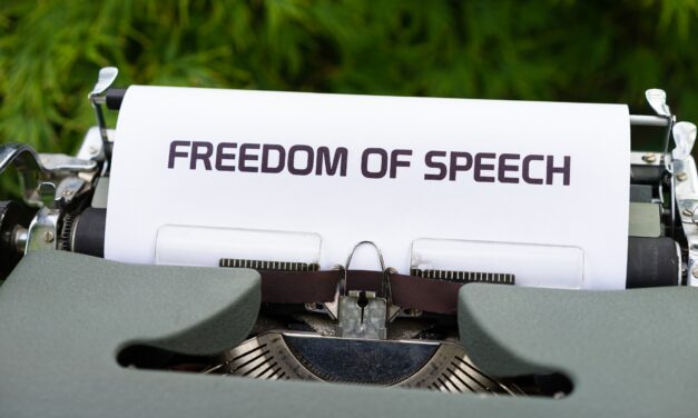 Der Fall Andrew Tate zeigt ein großes Missverständnis zum Thema Meinungsfreiheit