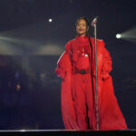 Intensive Choreo und Schwangerschaftsgerüchte: So lief Rihannas Auftritt beim Super Bowl