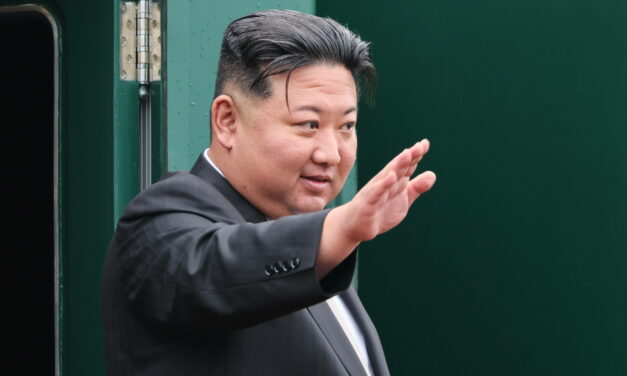 Adin Ross: Umstrittener Streamer führt Interview mit falschem Kim Jong Un