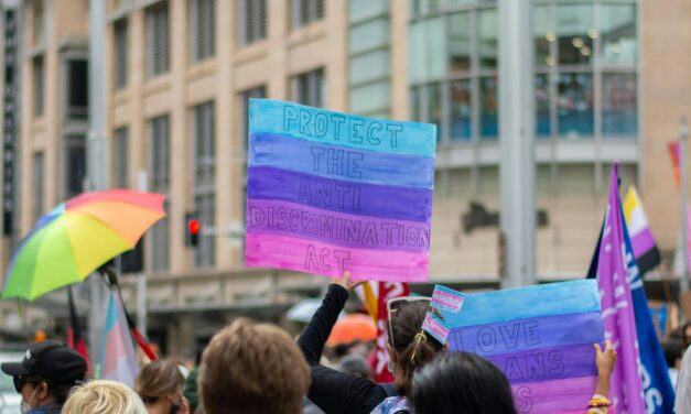 „Diskriminierung macht krank“: Der März ist Bisexual Health Month